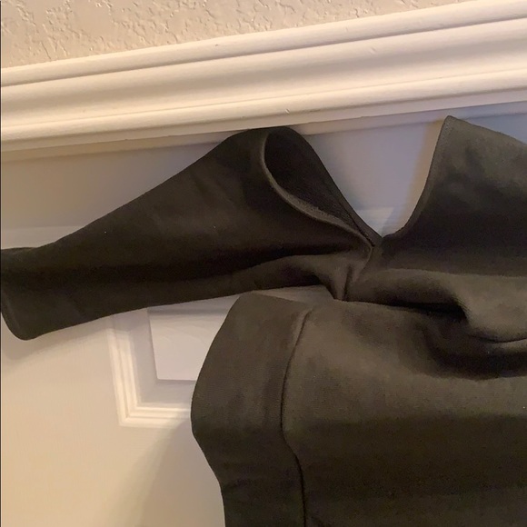 Alo Yoga peak cropped hoodie - Picture 5 of 11